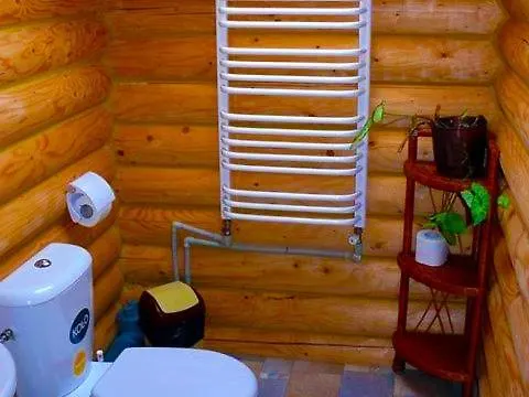 Chata троє поросят *